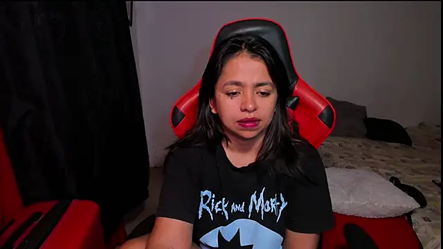 Snapshot of cory_rose chatting on 10-05-25, 04:14 cory rose online show from 10-05-25, 04:14