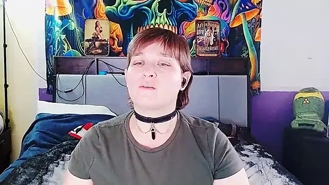 Snapshot of Chloenightmare chatting on 02-26-26, 06:13 Chloenightmare online show from 02-26-26, 06:13