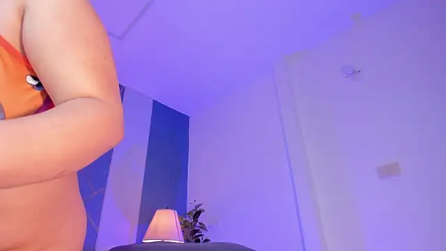 Voluptupus-girl online show from 01-06-26, 10:03