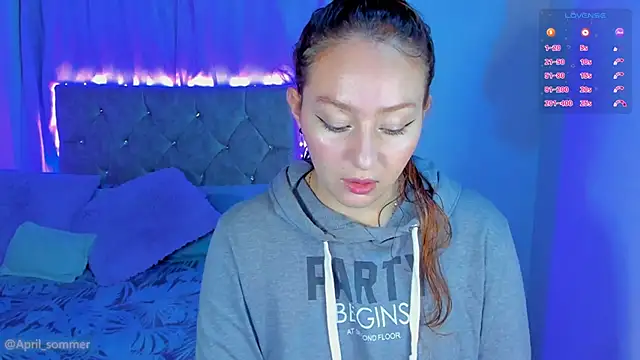 April sommer1 online show from 11-20-25, 08:59