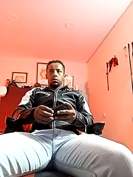 Snapshot of AlejoKhalifa_ chatting on 03-07-26, 09:27 AlejoKhalifa online show from 03-07-26, 09:27