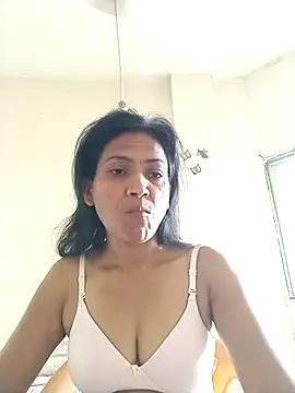 sunita6009 online show from 06-16-26, 02:44