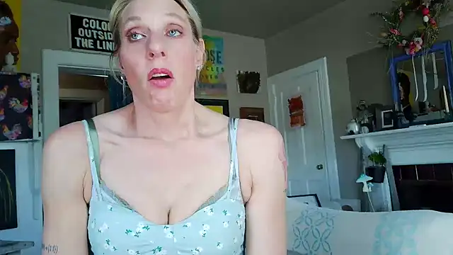 Glamazonx online show from 02-12-26, 10:09