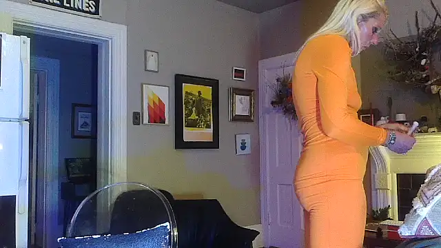 Glamazonx online show from 11-04-25, 02:04