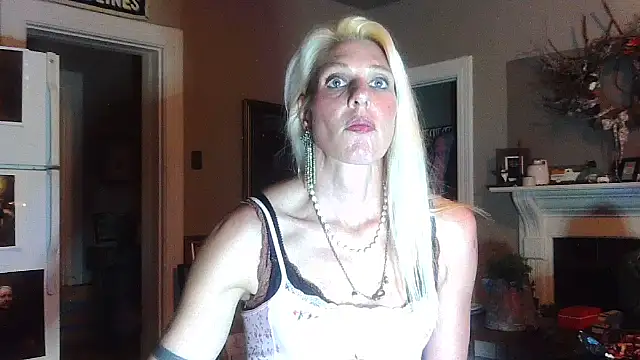 Glamazonx online show from 11-02-25, 05:01