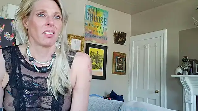 Glamazonx online show from 02-17-26, 05:54