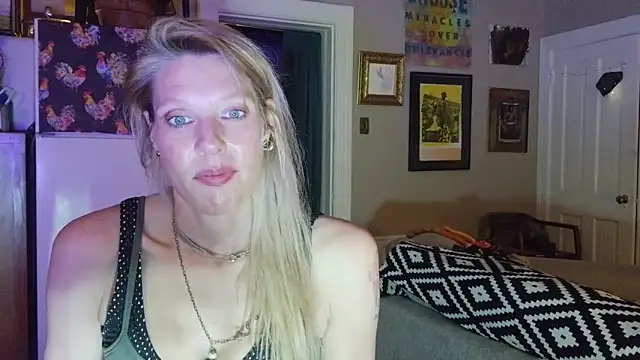 Glamazonx online show from 03-01-26, 02:22