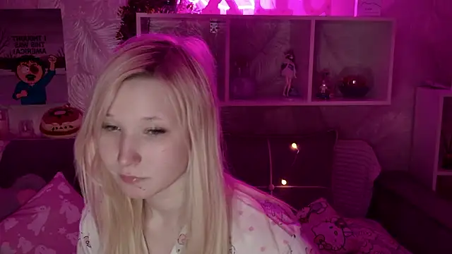 Snapshot of MeowkaKitty chatting on 02-07-26, 02:19 MeowkaKitty online show from 02-07-26, 02:19