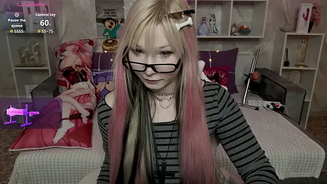 MeowkaKitty online show from 03-23-26, 02:44