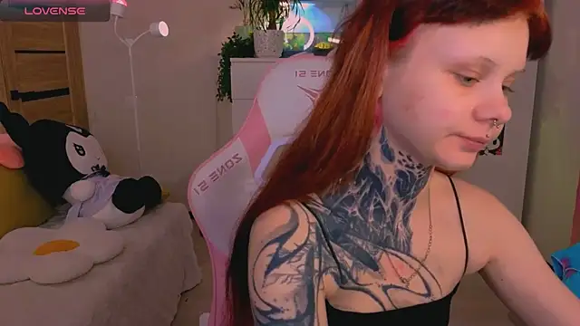 Britney Lynch online show from 11-07-25, 09:52