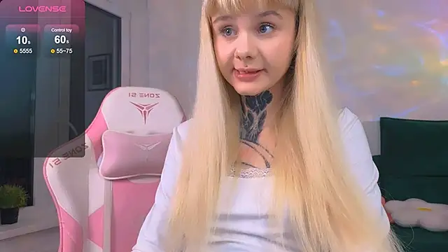 Britney Lynch online show from 03-19-26, 07:14