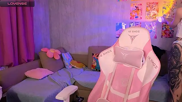 Britney Lynch online show from 03-06-26, 06:47