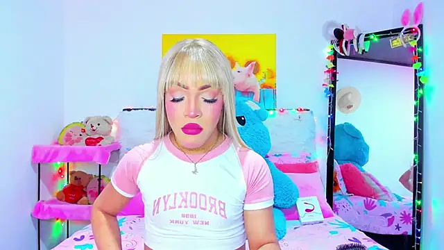 Candy Candy   online show from 09-09-25, 09:57