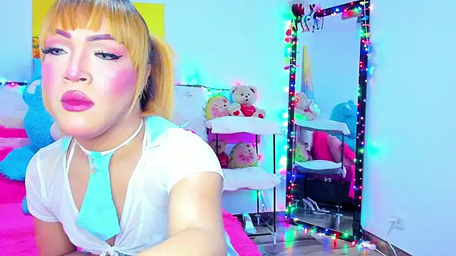 Snapshot of Candy_Candy__ chatting on 05-12-26, 11:22 Candy Candy online show from 05-12-26, 11:22