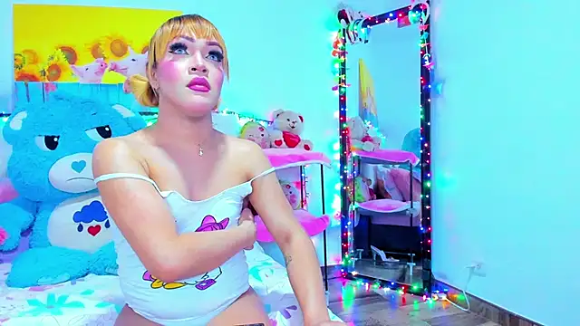 Snapshot of Candy_Candy__ chatting on 04-05-26, 02:07 Candy Candy online show from 04-05-26, 02:07