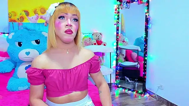 Snapshot of Candy_Candy__ chatting on 04-23-26, 02:18 Candy Candy online show from 04-23-26, 02:18