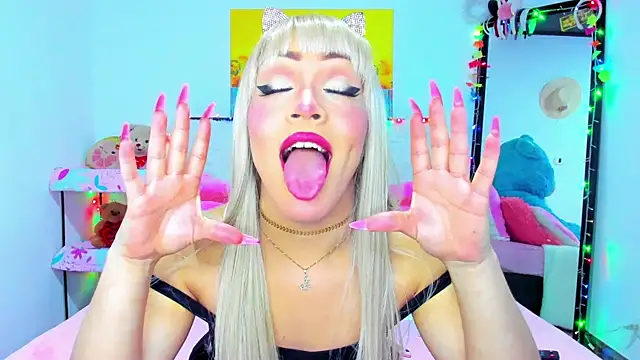 Candy Candy   online show from 09-22-25, 10:27