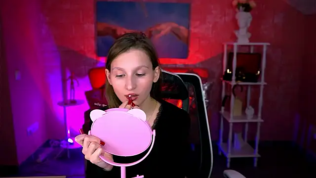 EllaHorton online show from 02-24-26, 04:30