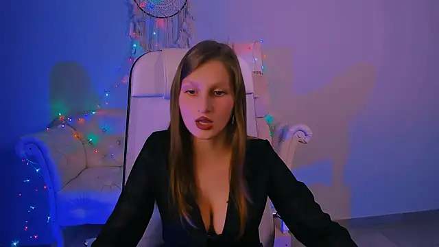 EllaHorton online show from 02-20-25, 03:30
