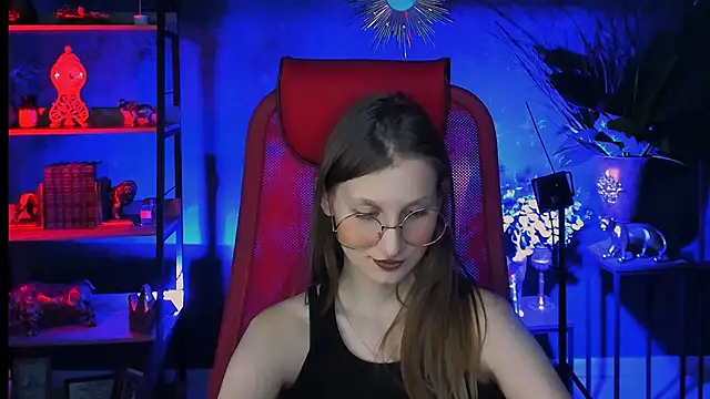 EllaHorton online show from 03-13-25, 08:43