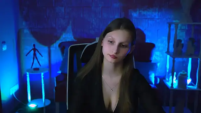 EllaHorton online show from 02-21-25, 03:43