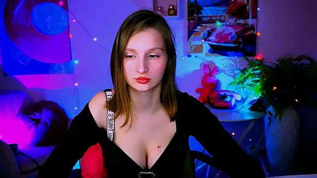 EllaHorton online show from 04-30-26, 01:29