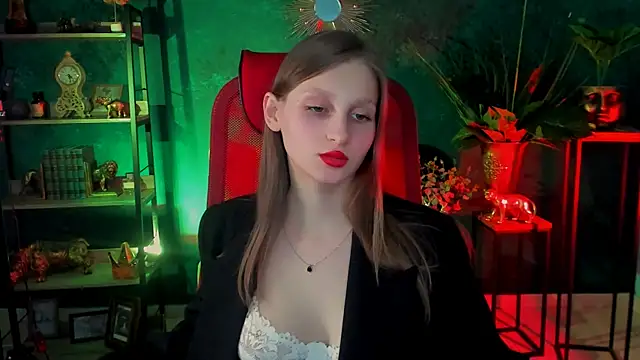 EllaHorton online show from 02-28-25, 06:41