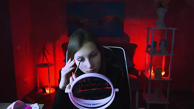 EllaHorton online show from 02-22-25, 06:39
