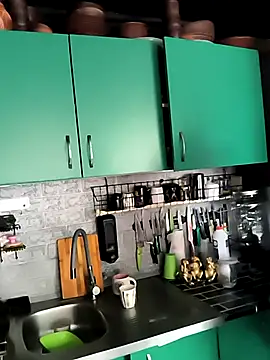 jusichka online show from 10-24-25, 06:12