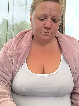 jusichka online show from 05-31-26, 03:18