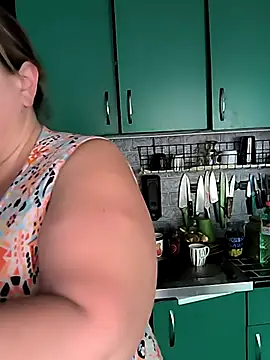 jusichka online show from 10-22-25, 09:42