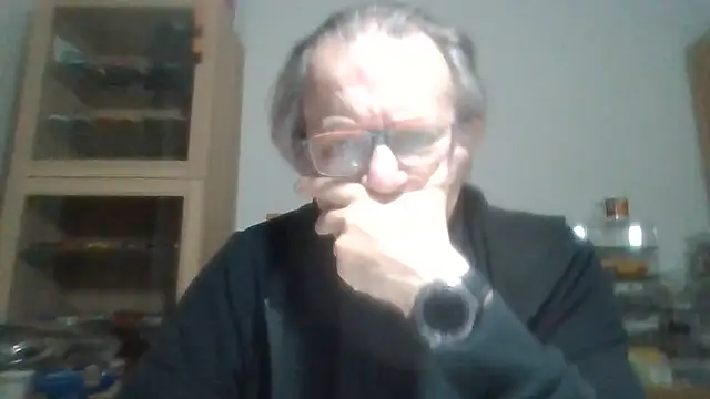 Snapshot of beboadf691 chatting on 05-14-26, 05:32 beboadf691 online show from 05-14-26, 05:32