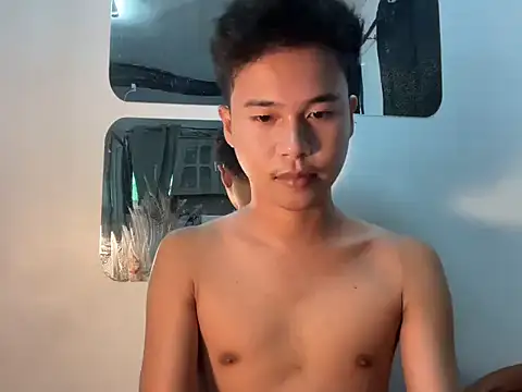 Asiantwink21 online show from 09-14-25, 05:52