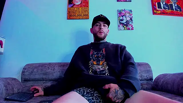 Drako Lamar online show from 11-15-25, 01:04