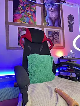 PaulinaSanders X online show from 04-19-26, 01:06