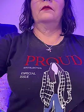 Snapshot of PaulinaSanders_X chatting on 02-20-25, 06:35 PaulinaSanders X online show from 02-20-25, 06:35