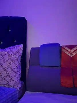 Snapshot of PaulinaSanders_X chatting on 02-14-25, 06:08 PaulinaSanders X online show from 02-14-25, 06:08