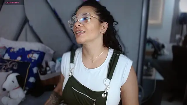 paula daniela1 online show from 12-16-25, 03:05