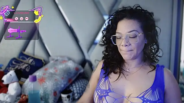 paula daniela1 online show from 10-20-25, 09:37