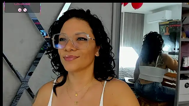 paula daniela1 online show from 02-24-25, 09:30