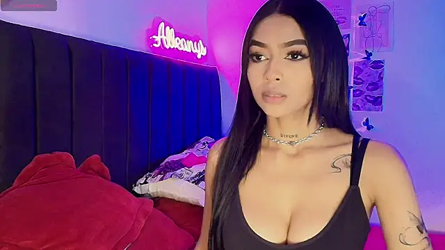 Alleanys Cristal online show from 12-22-25, 07:36