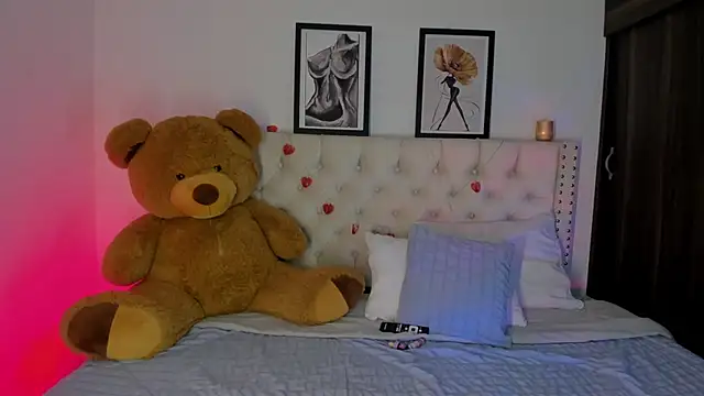 taylor-sexyy online show from 03-10-26, 05:00