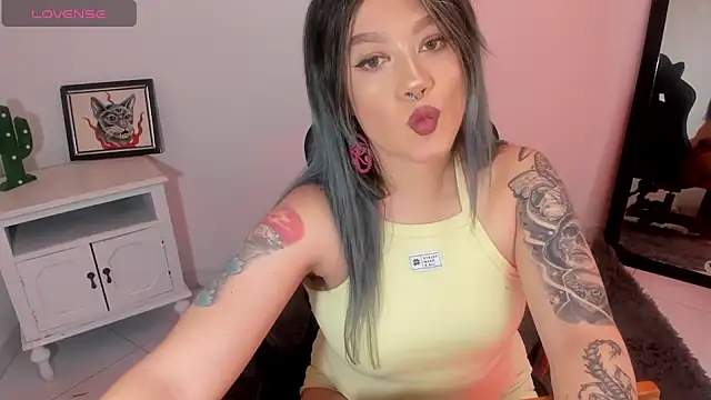 kat apple online show from 10-24-25, 03:44