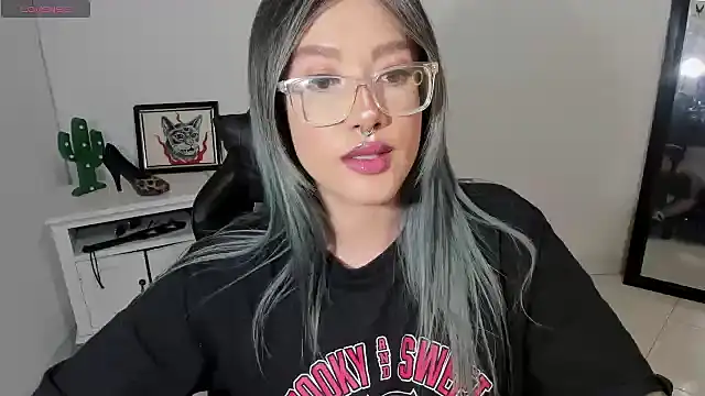 kat apple online show from 11-11-25, 11:53