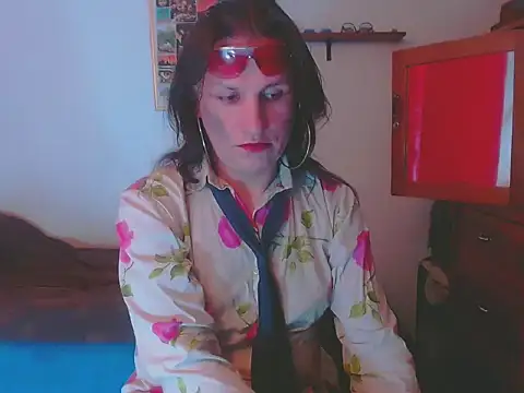 LorenJade online show from 01-12-26, 07:48