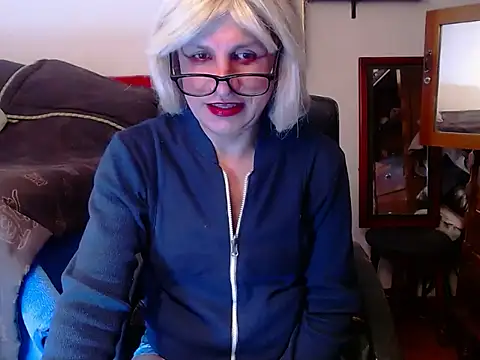 LorenJade online show from 04-26-26, 10:01