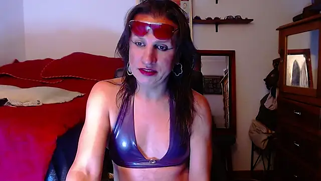 Snapshot of LorenJade chatting on 07-14-26, 10:21 LorenJade online show from 07-14-26, 10:21