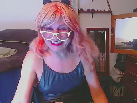 LorenJade online show from 05-16-26, 07:29