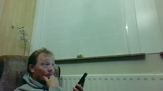 bertolini online show from 10-30-25, 08:17