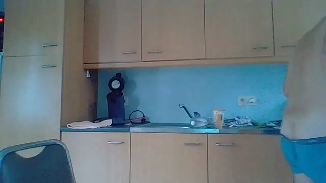 Snapshot of bertolini chatting on 07-18-26, 08:45 bertolini online show from 07-18-26, 08:45